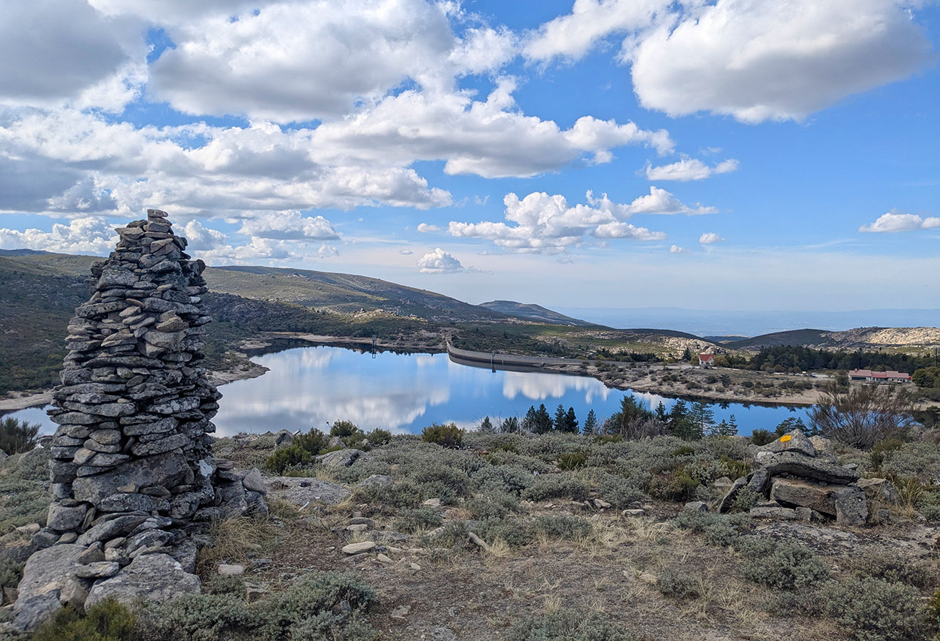 Volta das Penhas Douradas na Serra da Estrela cover