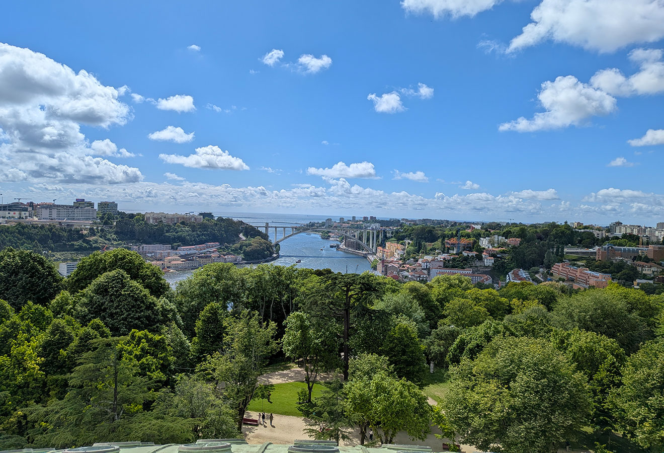 Vista do topo da copula do pavilhão Rosa Mota cover